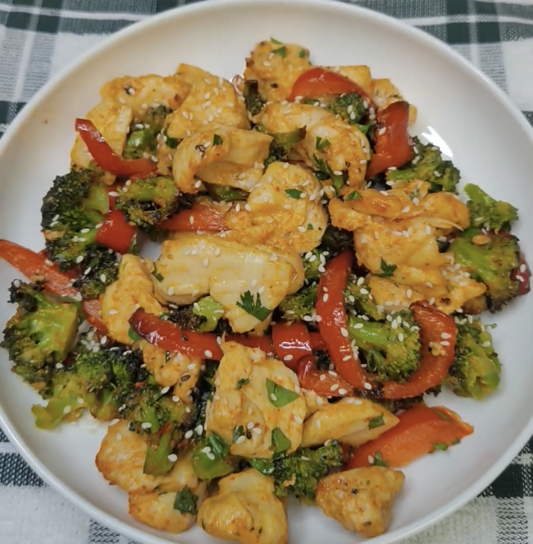 Air Fryer Chicken and Broccoli Bowl