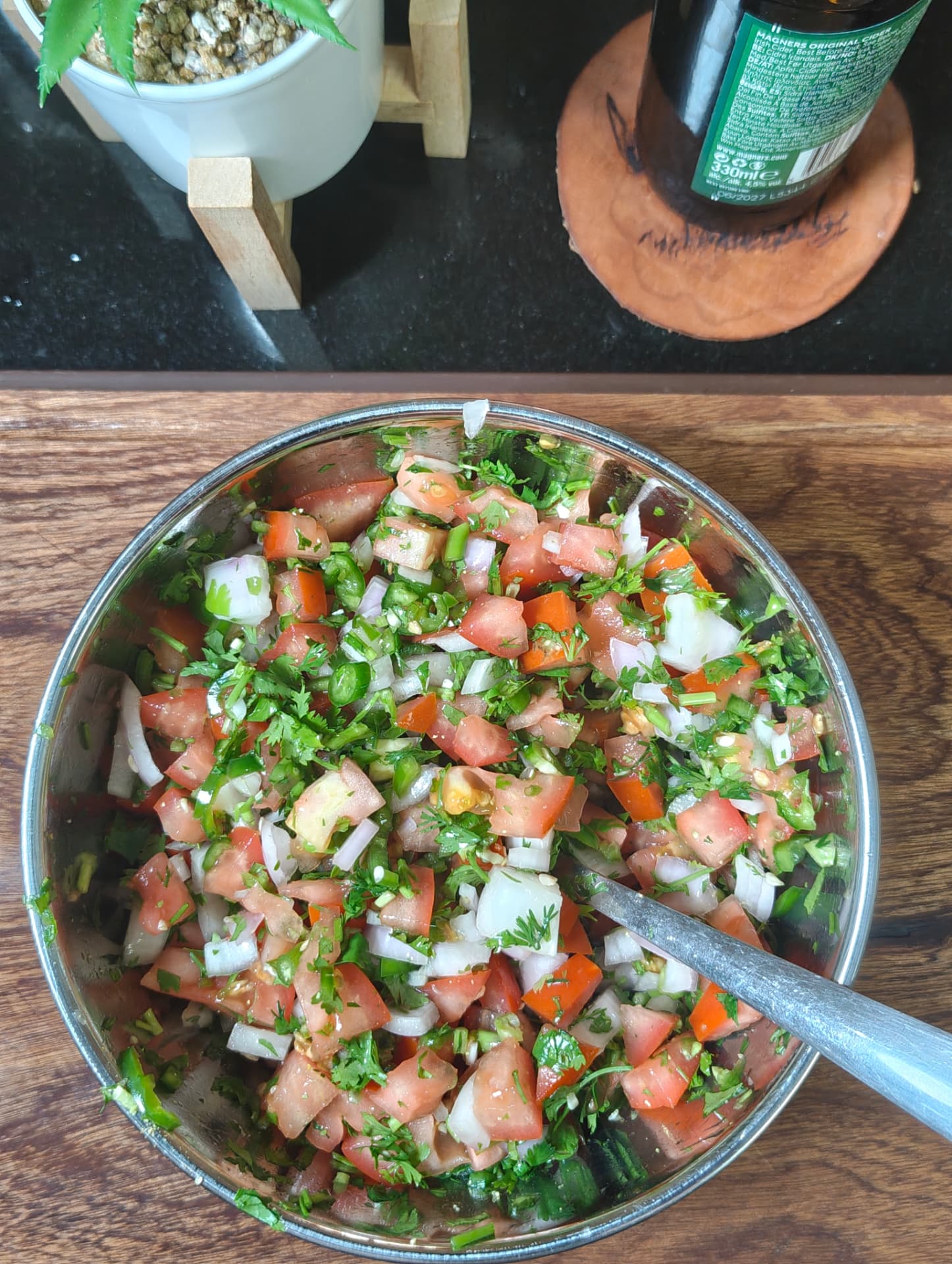 Easy Kenyan kachumbari with tomatoes, red onion, coriander and green chillies